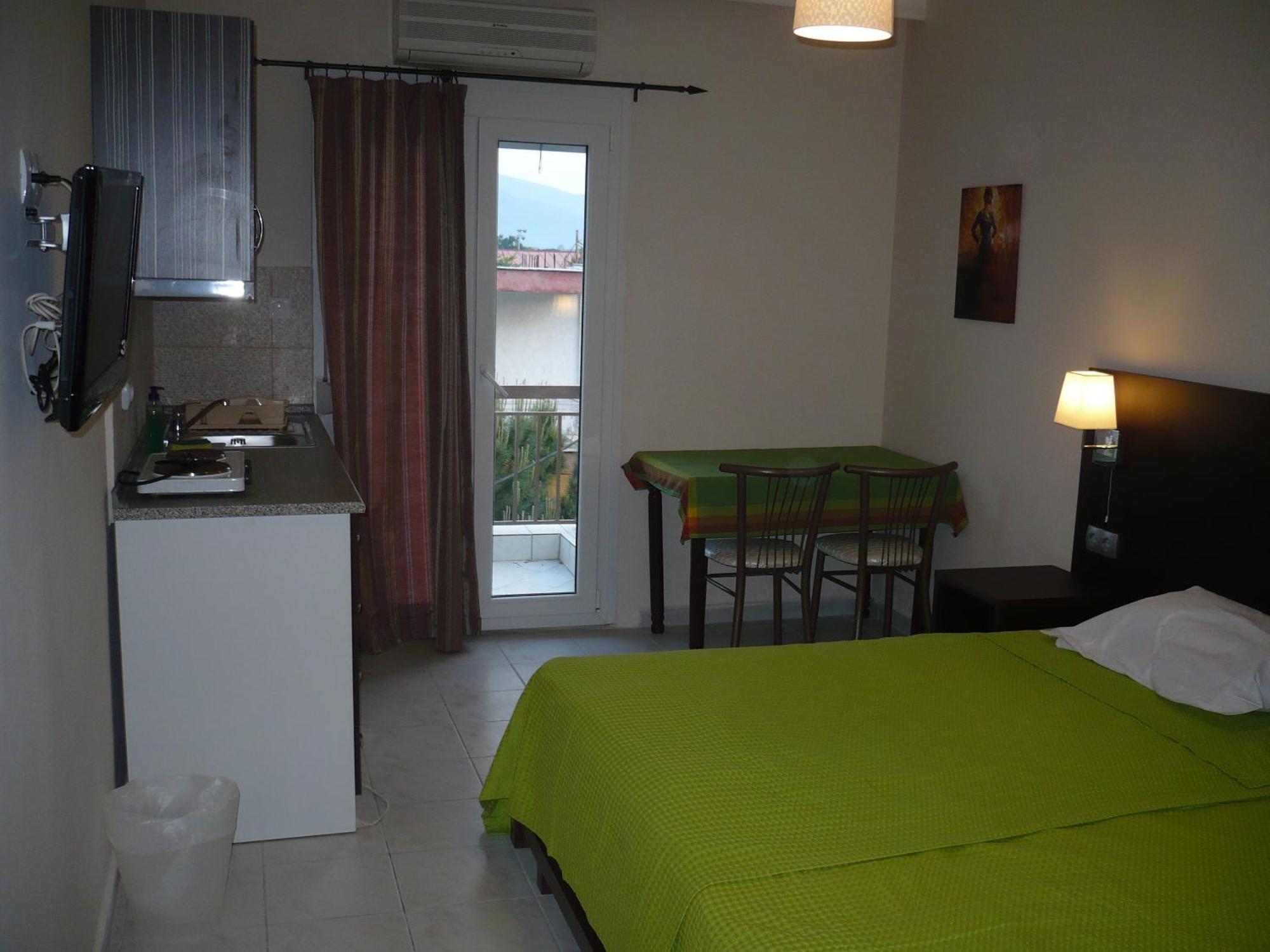 Apartmán Big Dino'S Galini Asproválta Exteriér fotografie